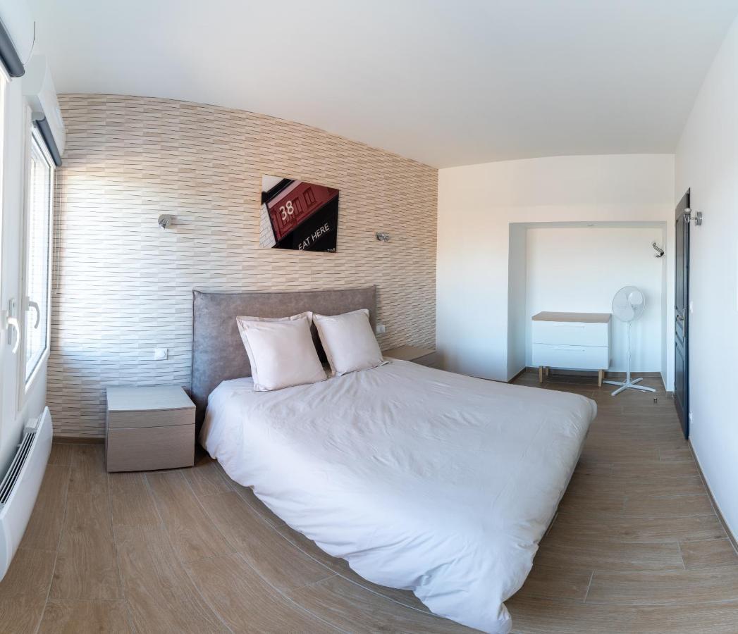 Le Moulin Rouge Clairmarais Gite "Le Grebe"" Εξωτερικό φωτογραφία