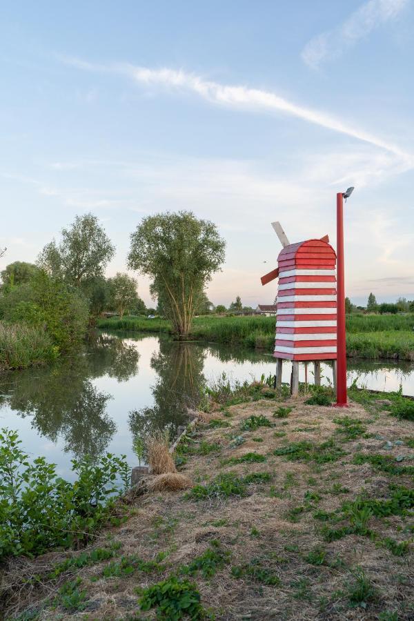 Le Moulin Rouge Clairmarais Gite "Le Grebe"" Εξωτερικό φωτογραφία